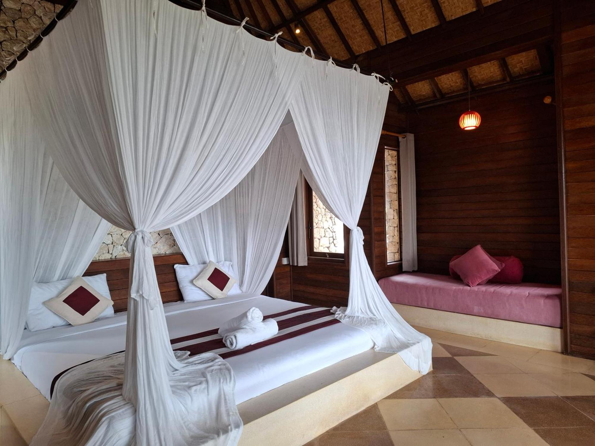 Rady Lodge Nusa Lembongan